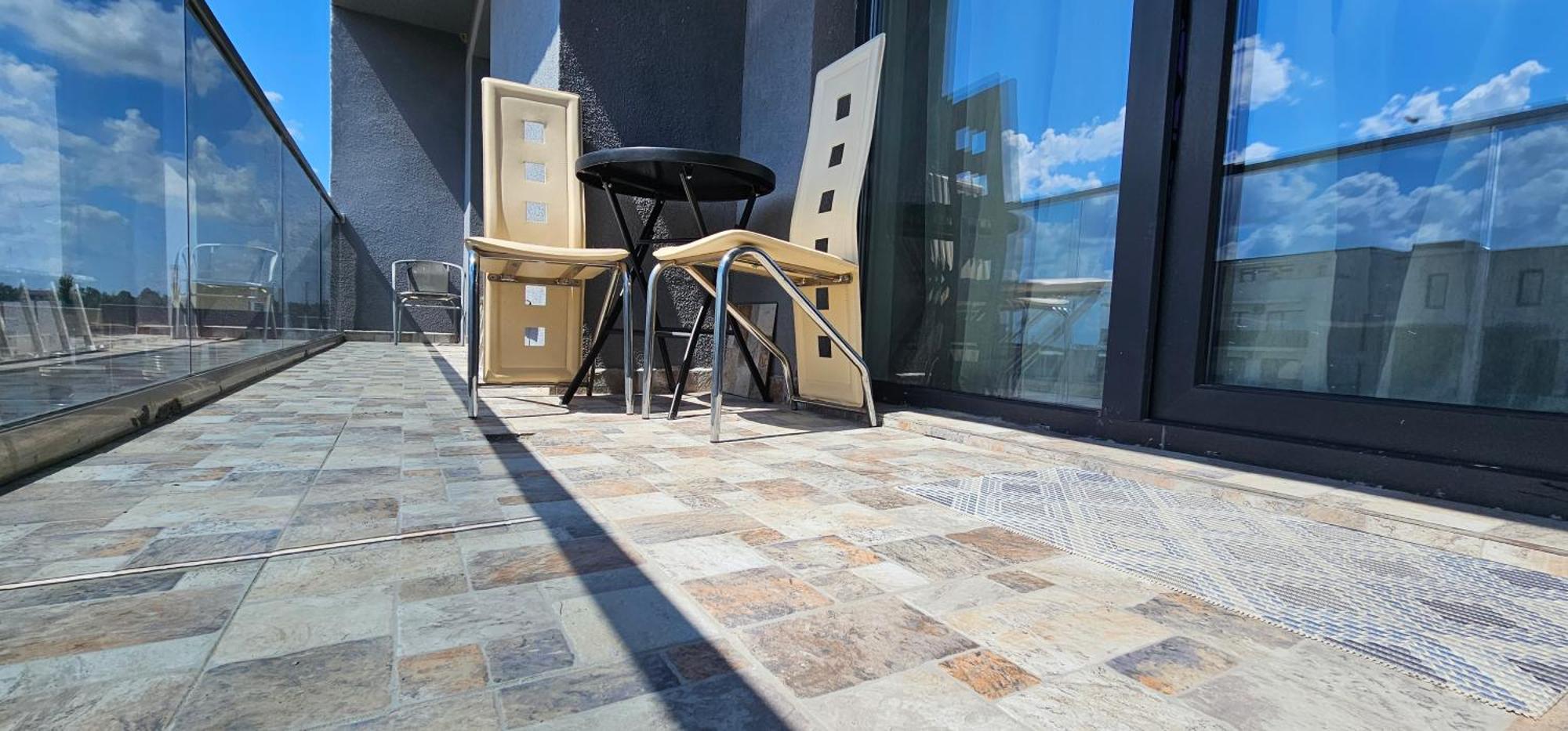 Luxury Aparthotel Promenada In Building Stefan Prima Linie La Mare Năvodari Exterior foto